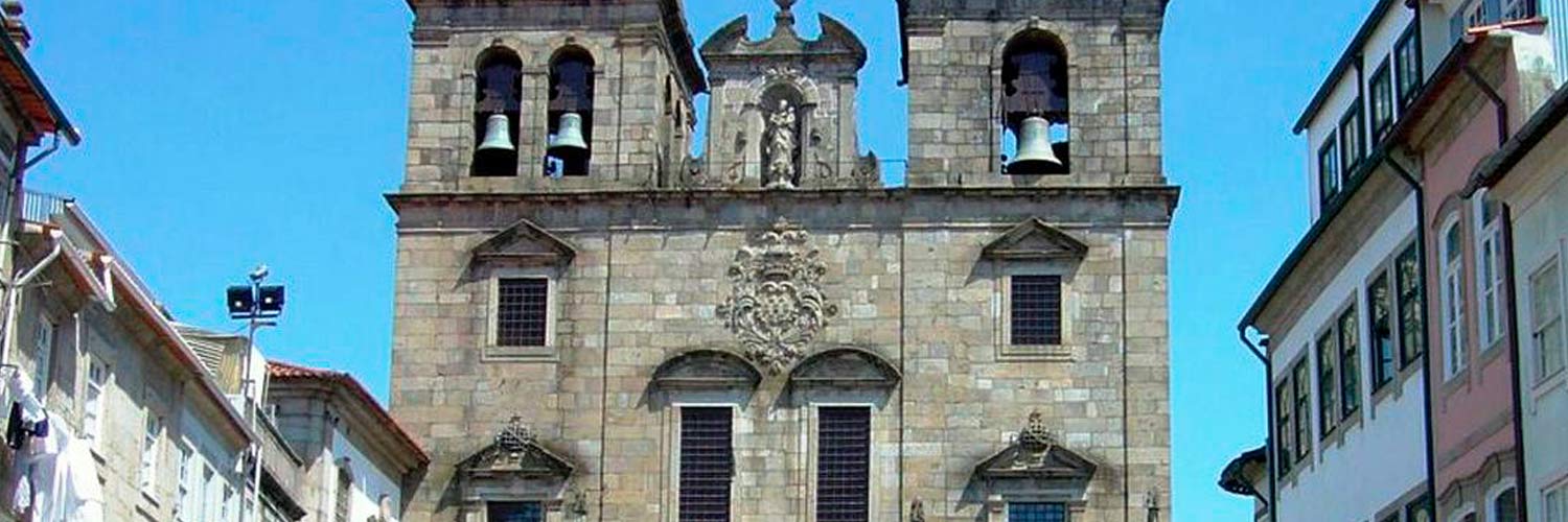 Parte da fachada da Sé Catedral de Braga